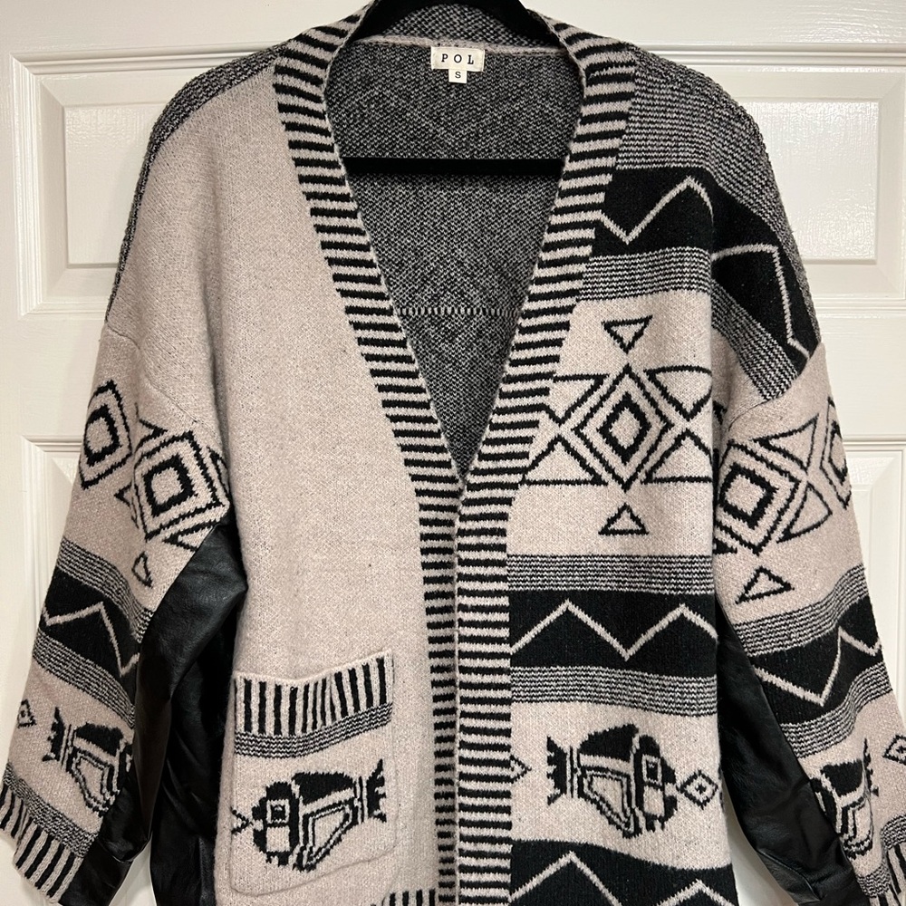 POL Women's Black/Tan Cardigan Sweater Size Small NWT